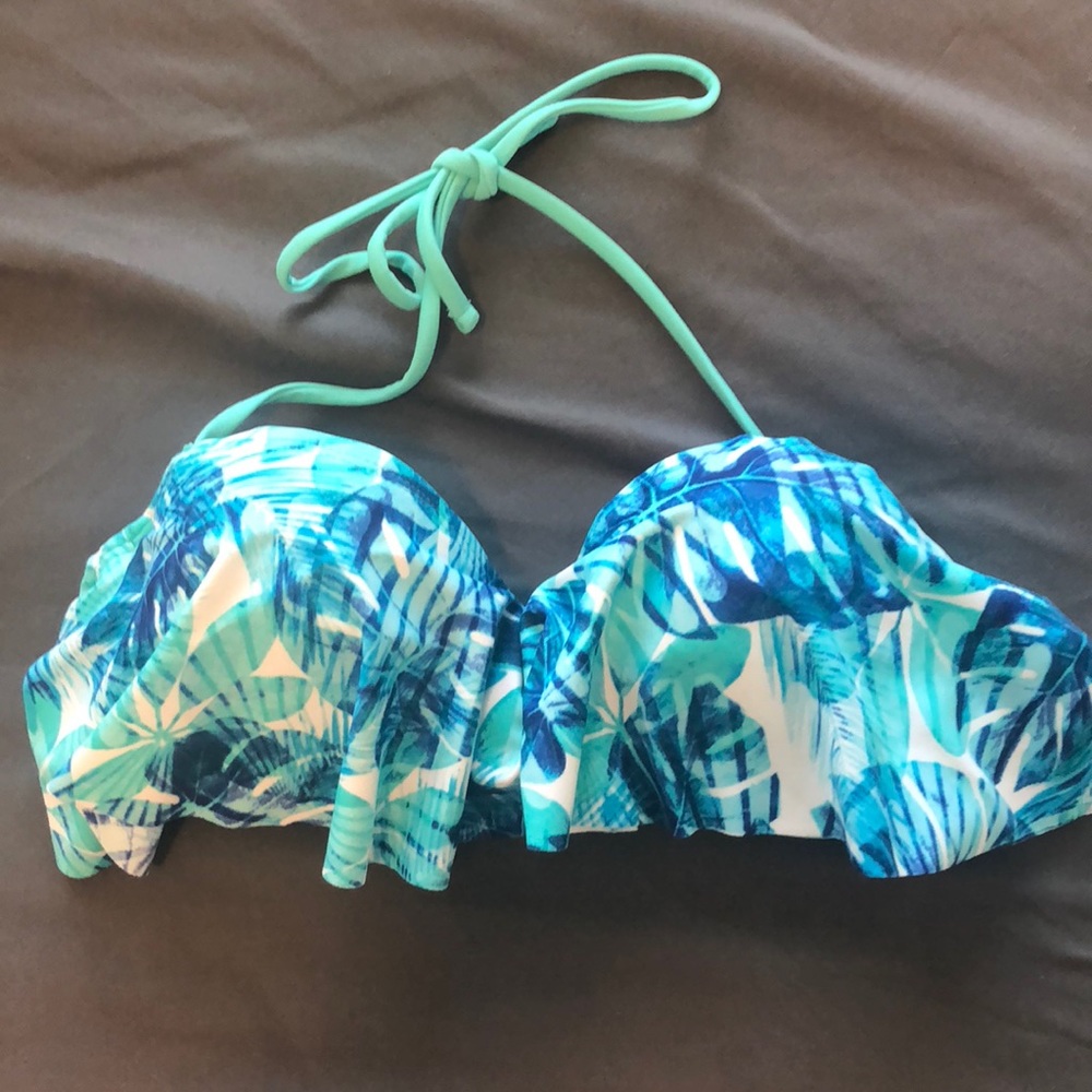🌻❄️🍀🌸Ruffled flowered bikini top🌸🍀❄️🌻